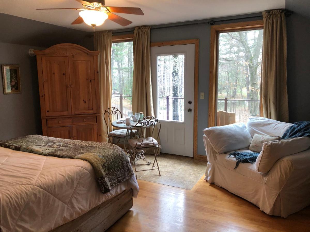 Bed And Breakfast Suite At The Wooded Retreat Pine City Exteriör bild