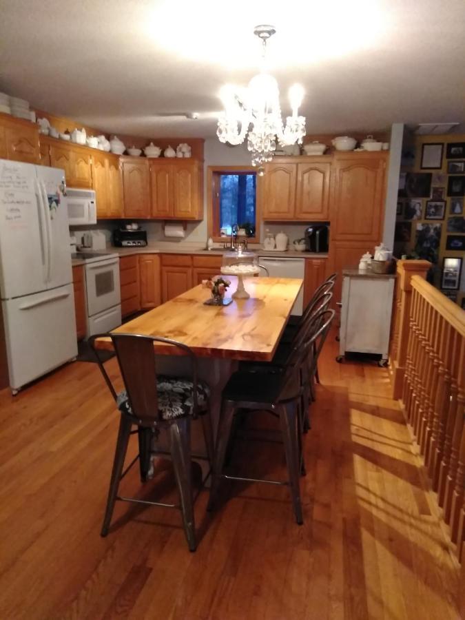 Bed And Breakfast Suite At The Wooded Retreat Pine City Rum bild